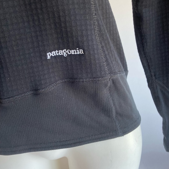 Patagonia Black Polyester 1/3 Zip Jacket size S - Picture 5 of 14